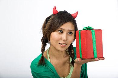 《剑心雕龙》首曝宣传视频 暗黑仙侠ARPG便携单机体验